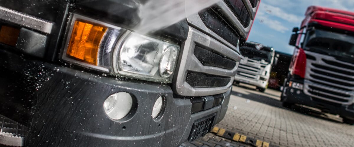NETTOYAGE_INTERIEUR_EXTERIEUR_POIDS_LOURD 1200X500 | Trucks Bus Services Station de lavage intérieur et extérieur pour votre poids lourd à proximité de Sélestat, Colmar, Strasbourg et Baden-Würtenberg Bischheim 1
